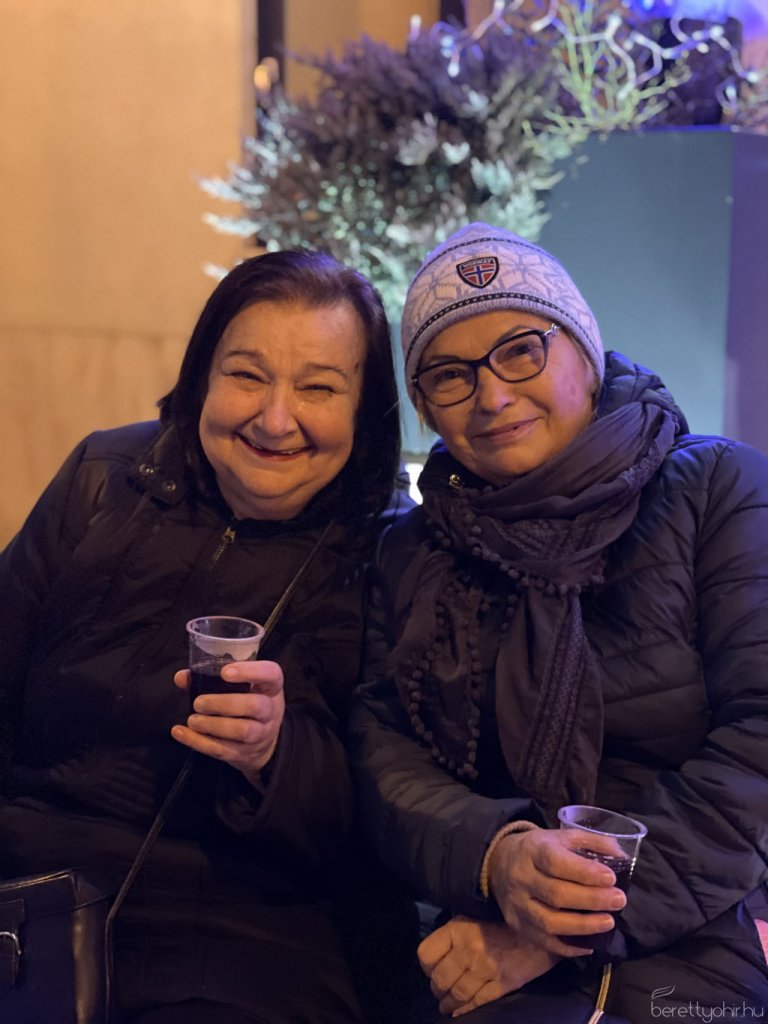 Fellobbant a szeretet lángja 29